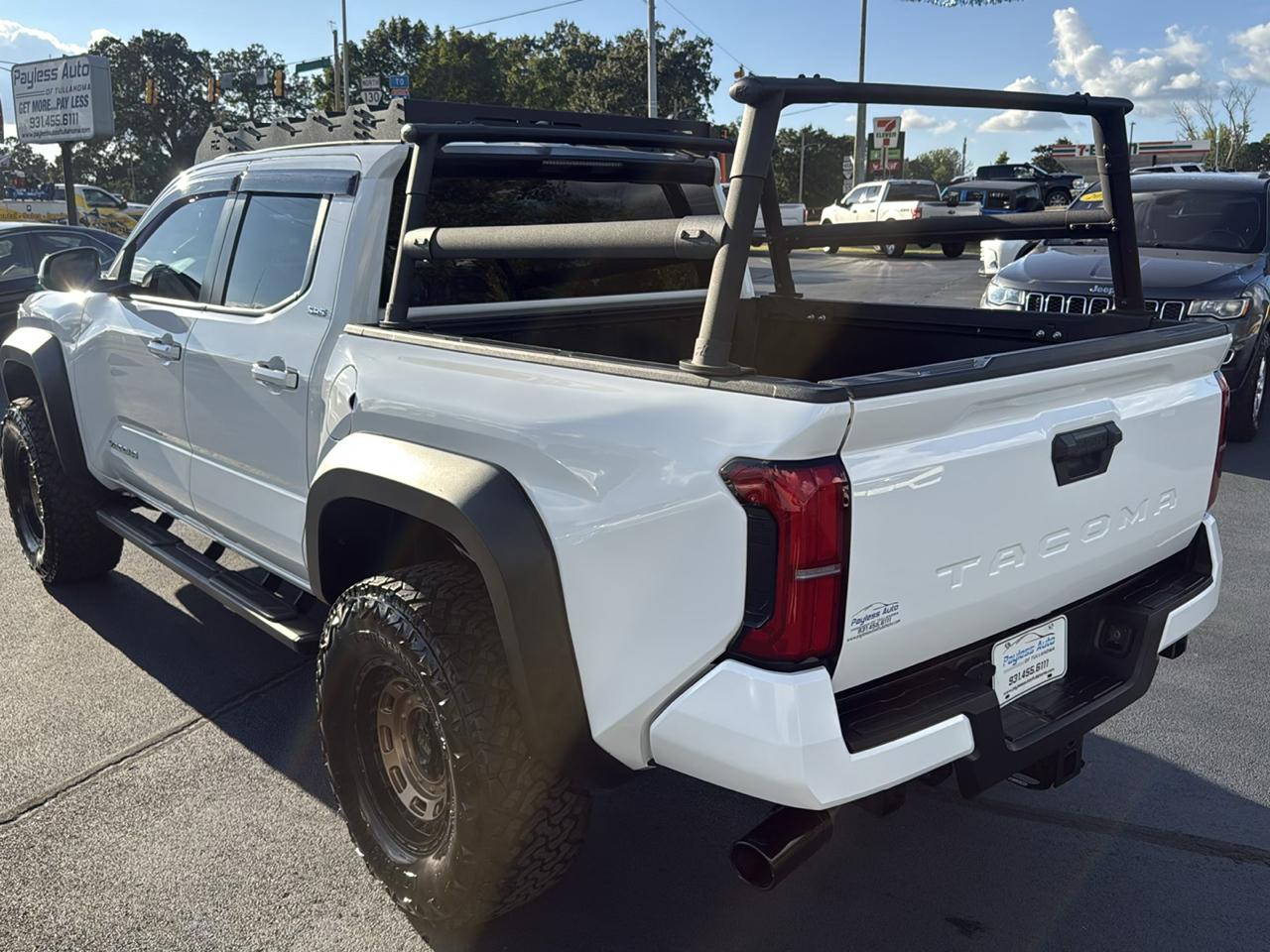 Toyota Tacoma photo 4