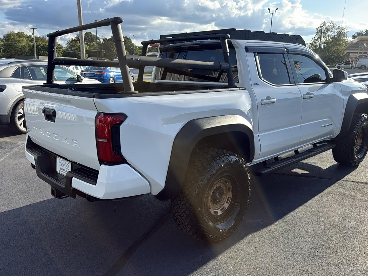 Toyota Tacoma photo 6