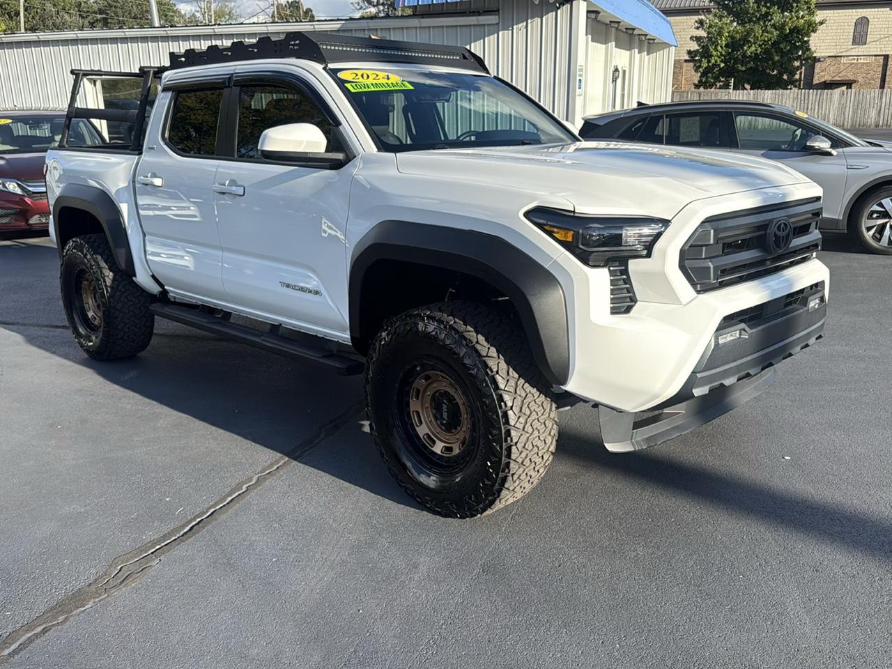 Toyota Tacoma photo 8