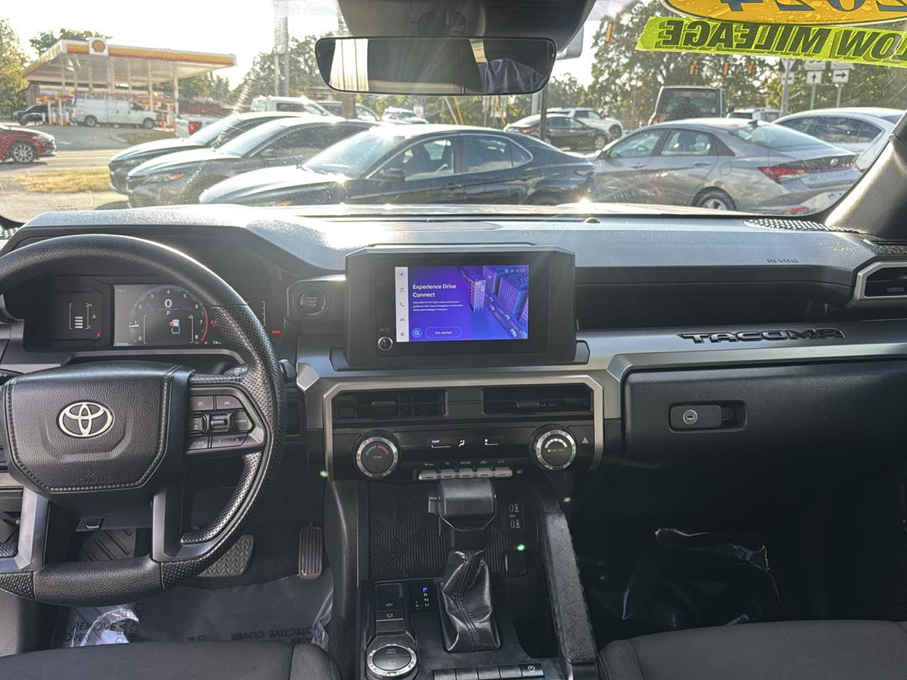 Toyota Tacoma photo 13