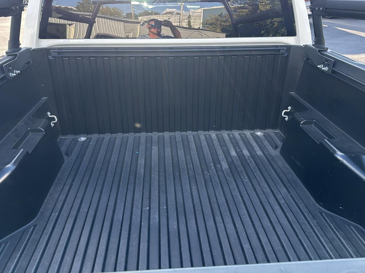 Toyota Tacoma photo 24