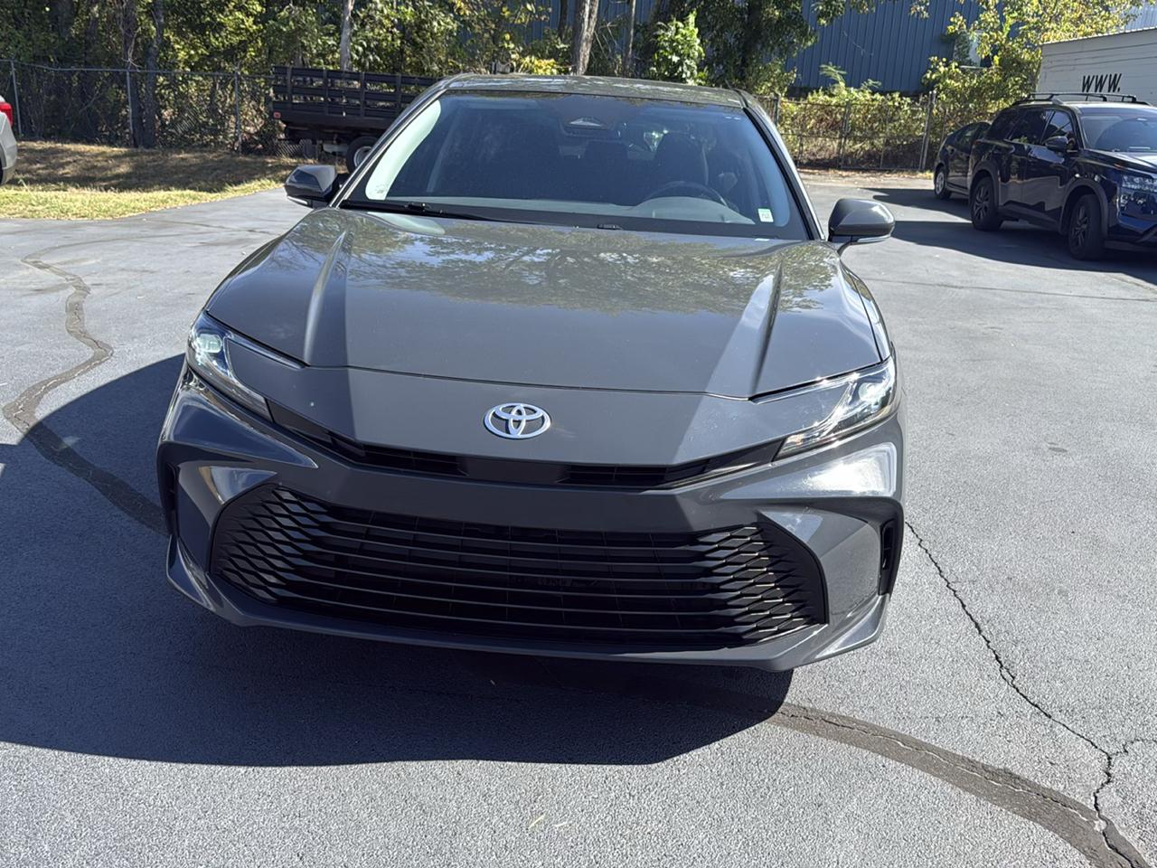 Toyota Camry Hybrid  2025