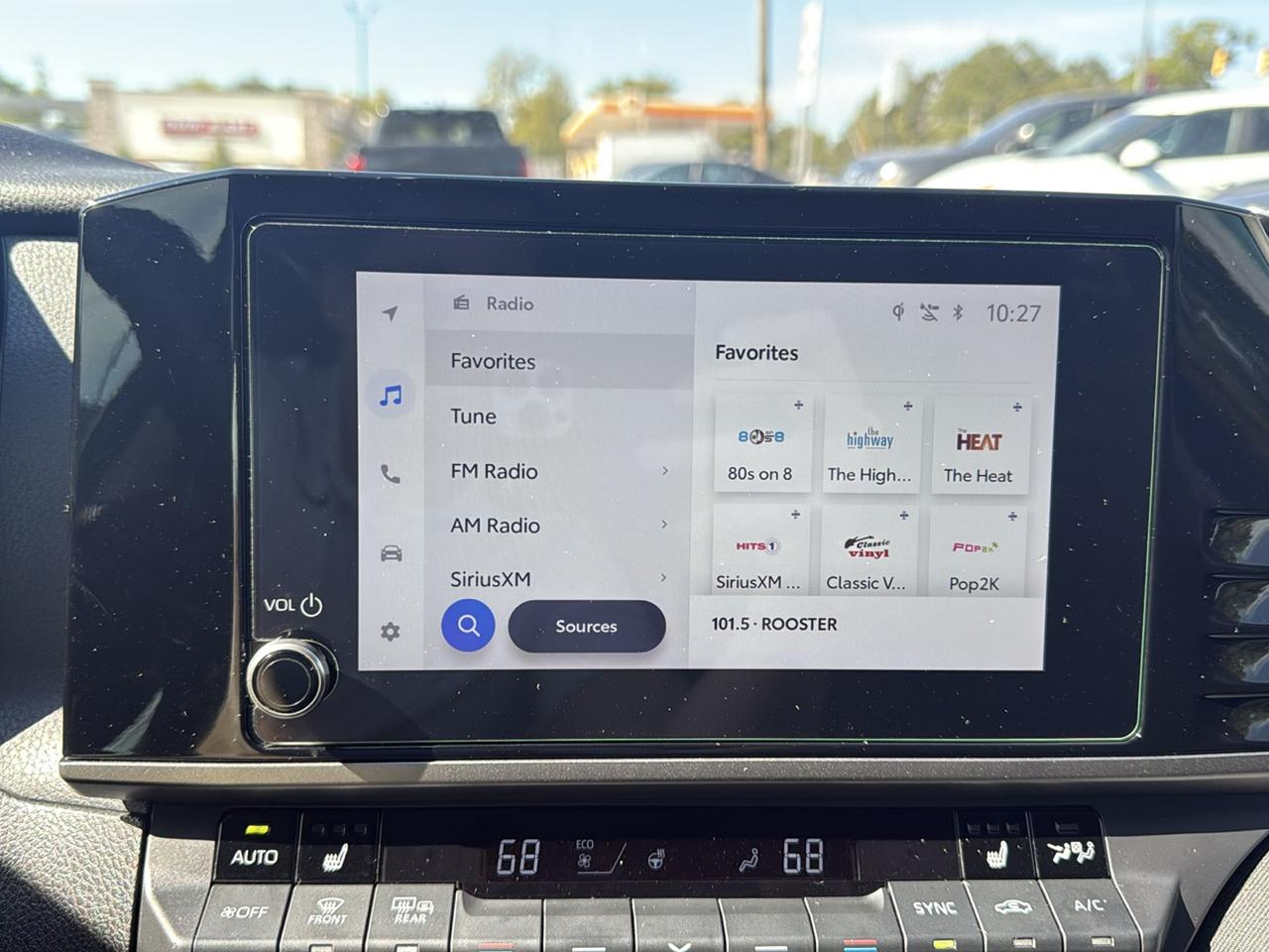 Toyota Camry Hybrid  2025