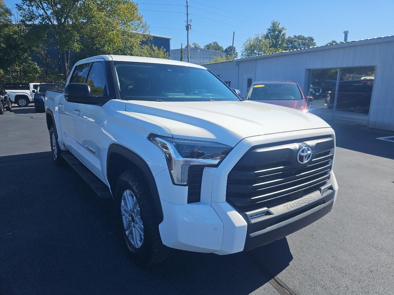 Toyota Tundra  2023