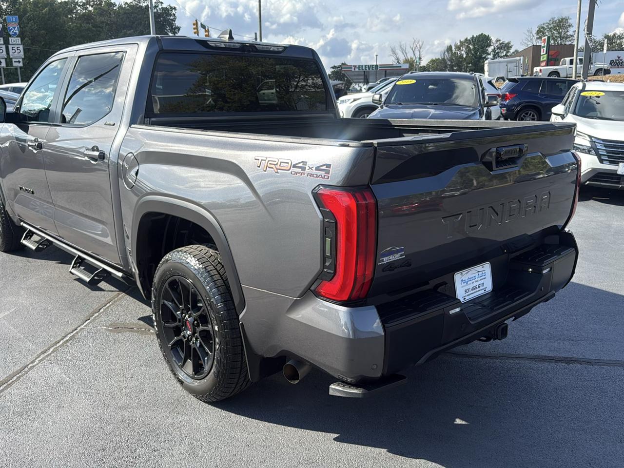 Toyota Tundra photo 4