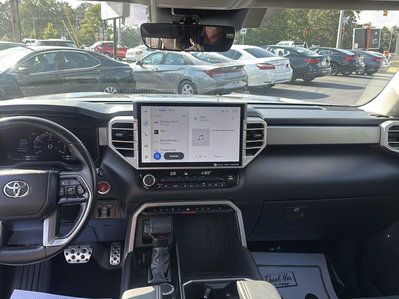 Toyota Tundra photo 14