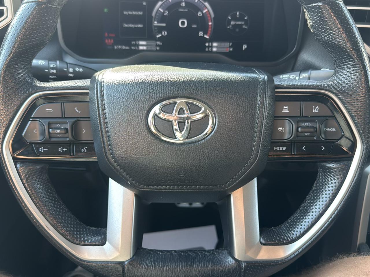 Toyota Tundra photo 21