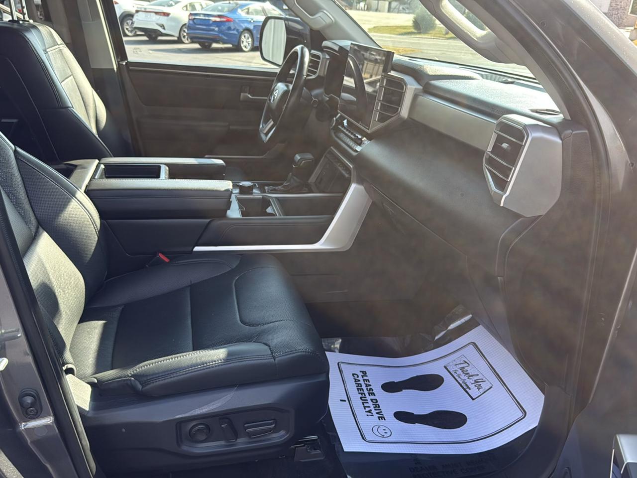 Toyota Tundra photo 23