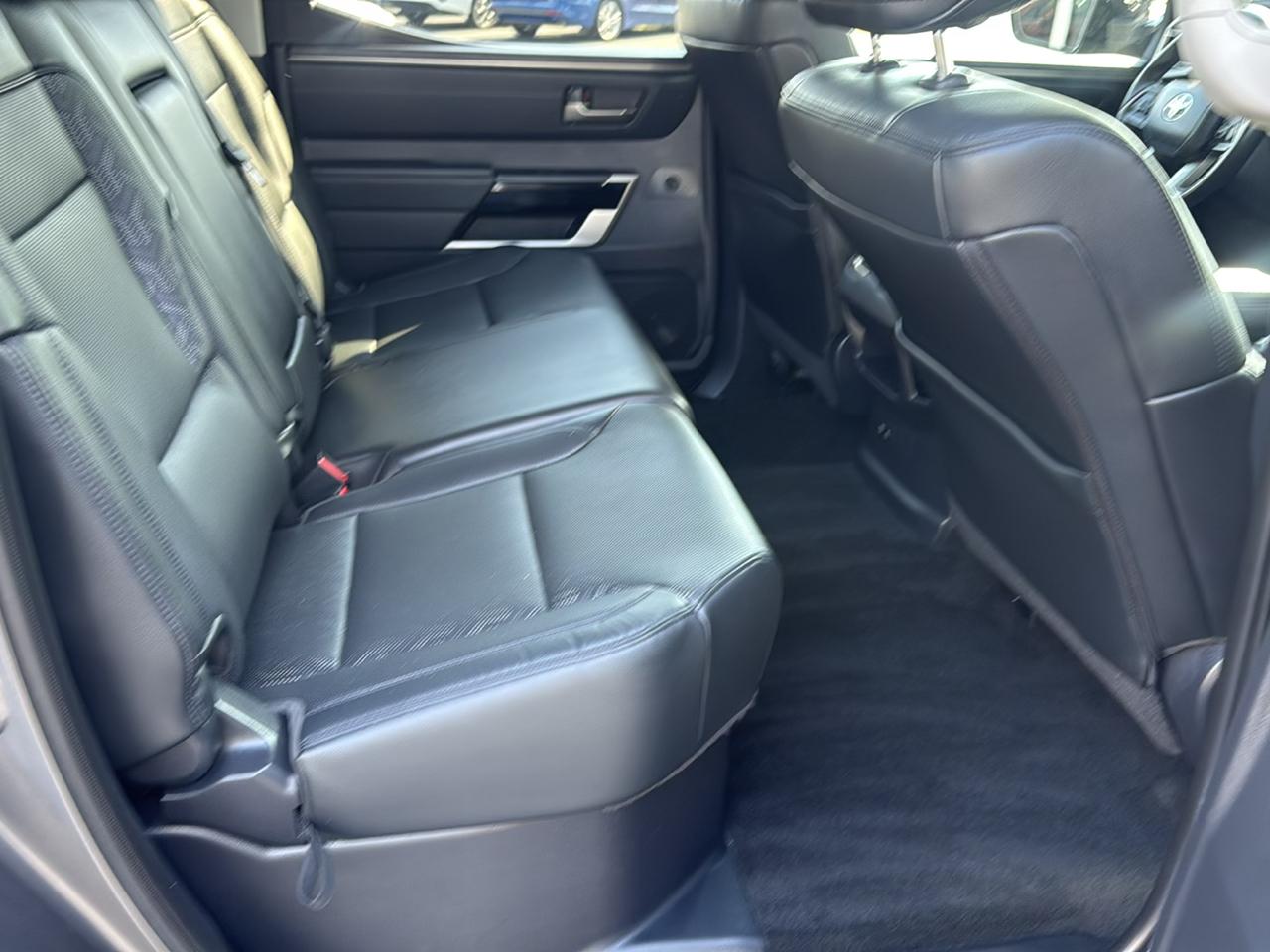 Toyota Tundra photo 25