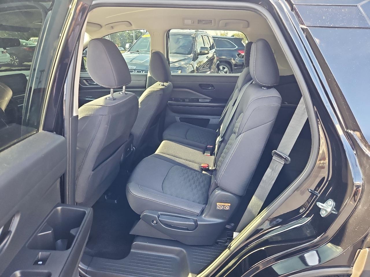 Nissan Pathfinder  2024