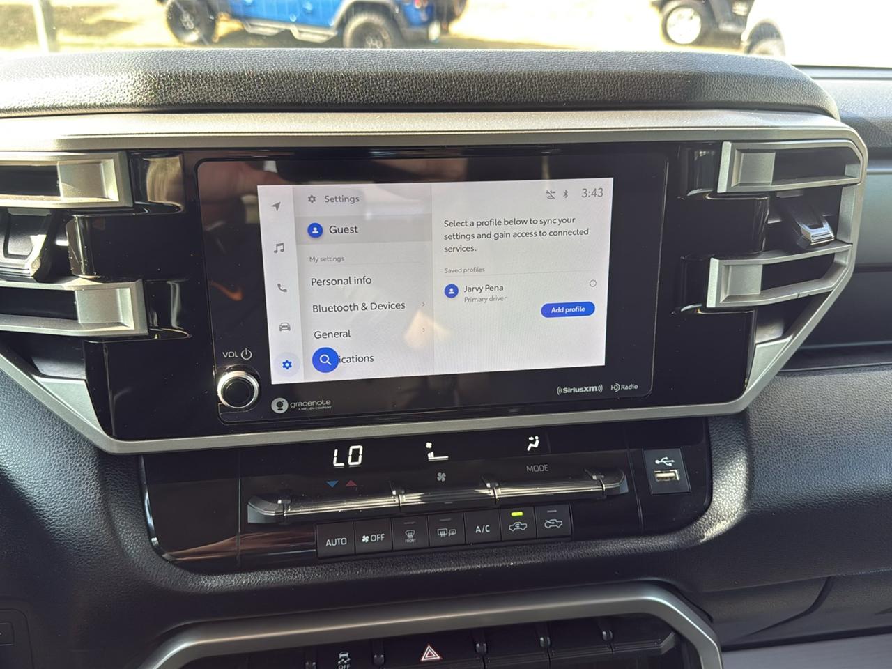 Toyota Tundra  2023