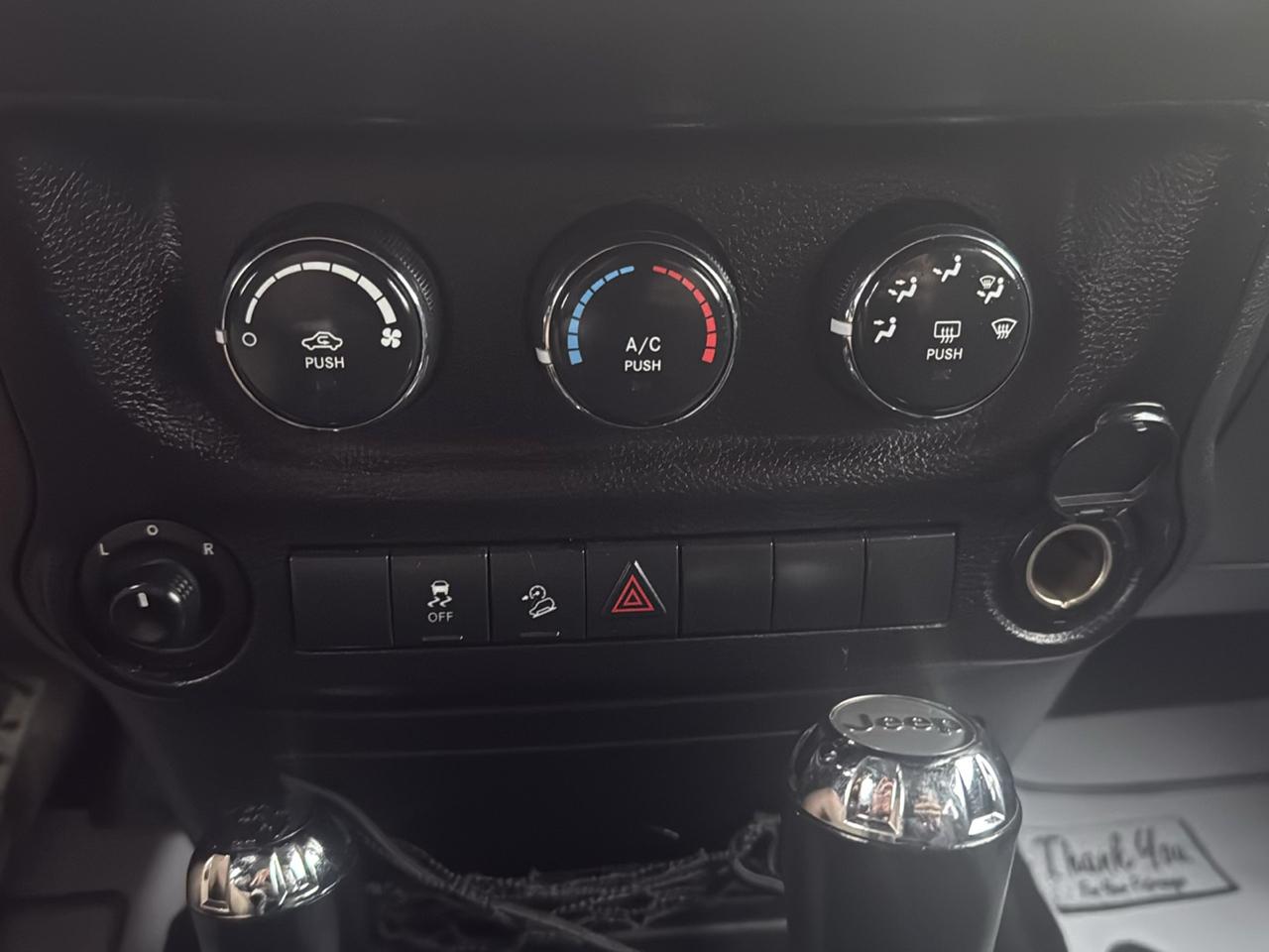 Jeep Wrangler  2017