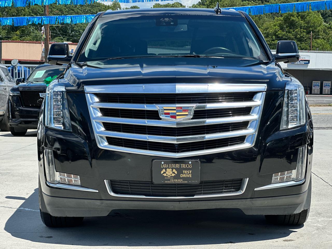 Cadillac Escalade ESV Standard 4WD 2017
