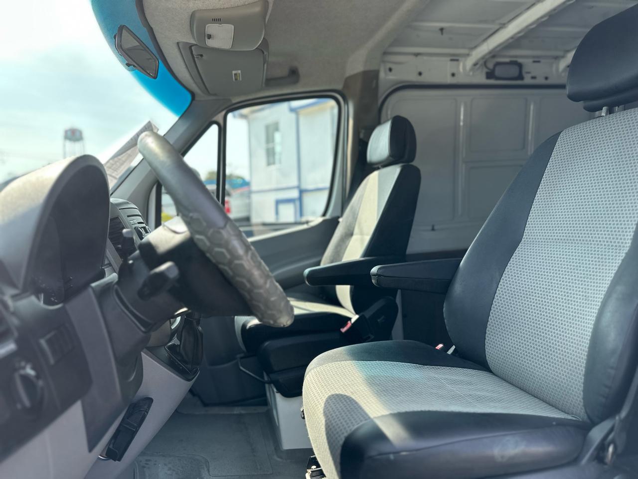 Dodge Sprinter 2500 2500 2008