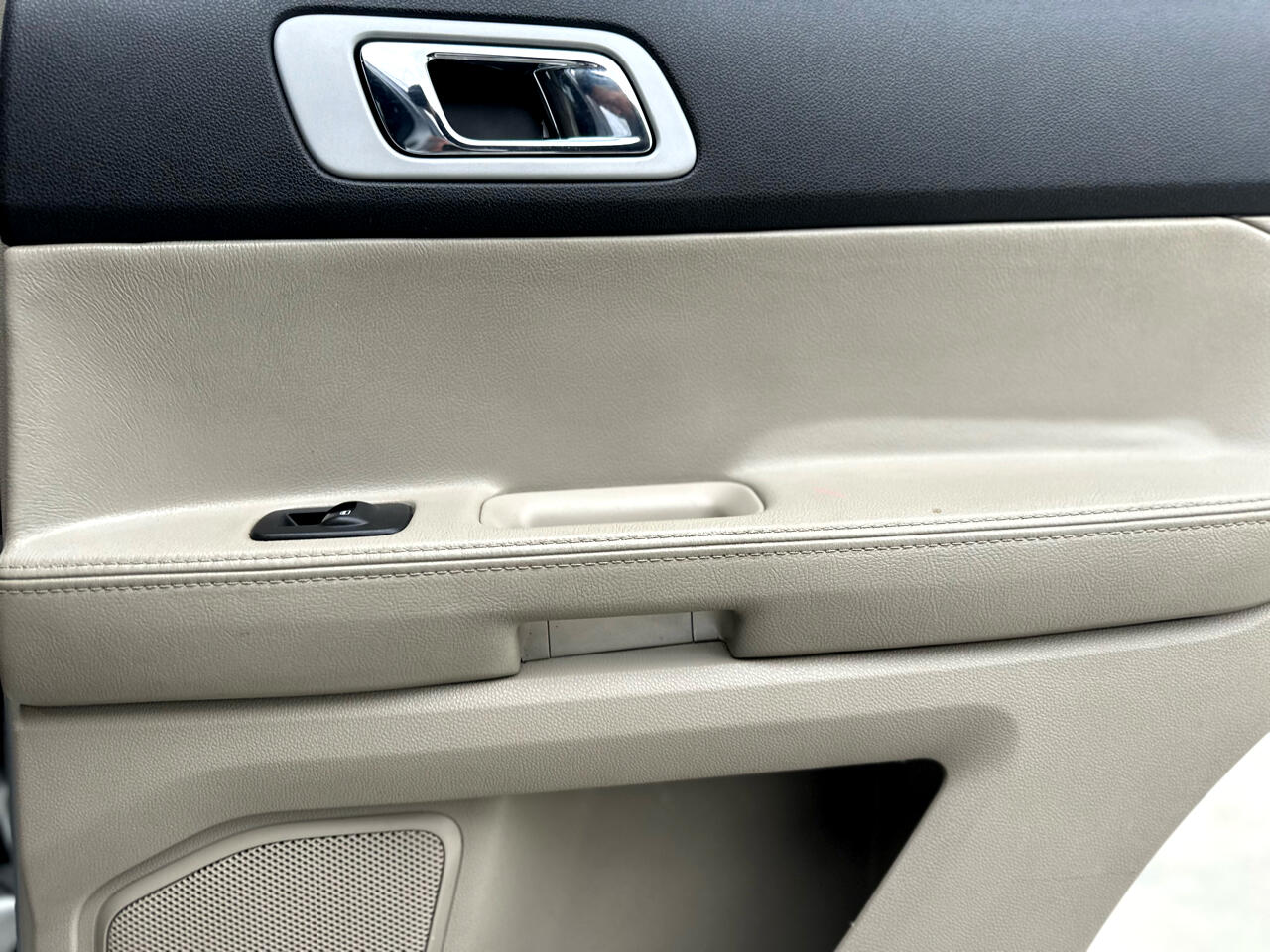 Ford Explorer Limited FWD 2015