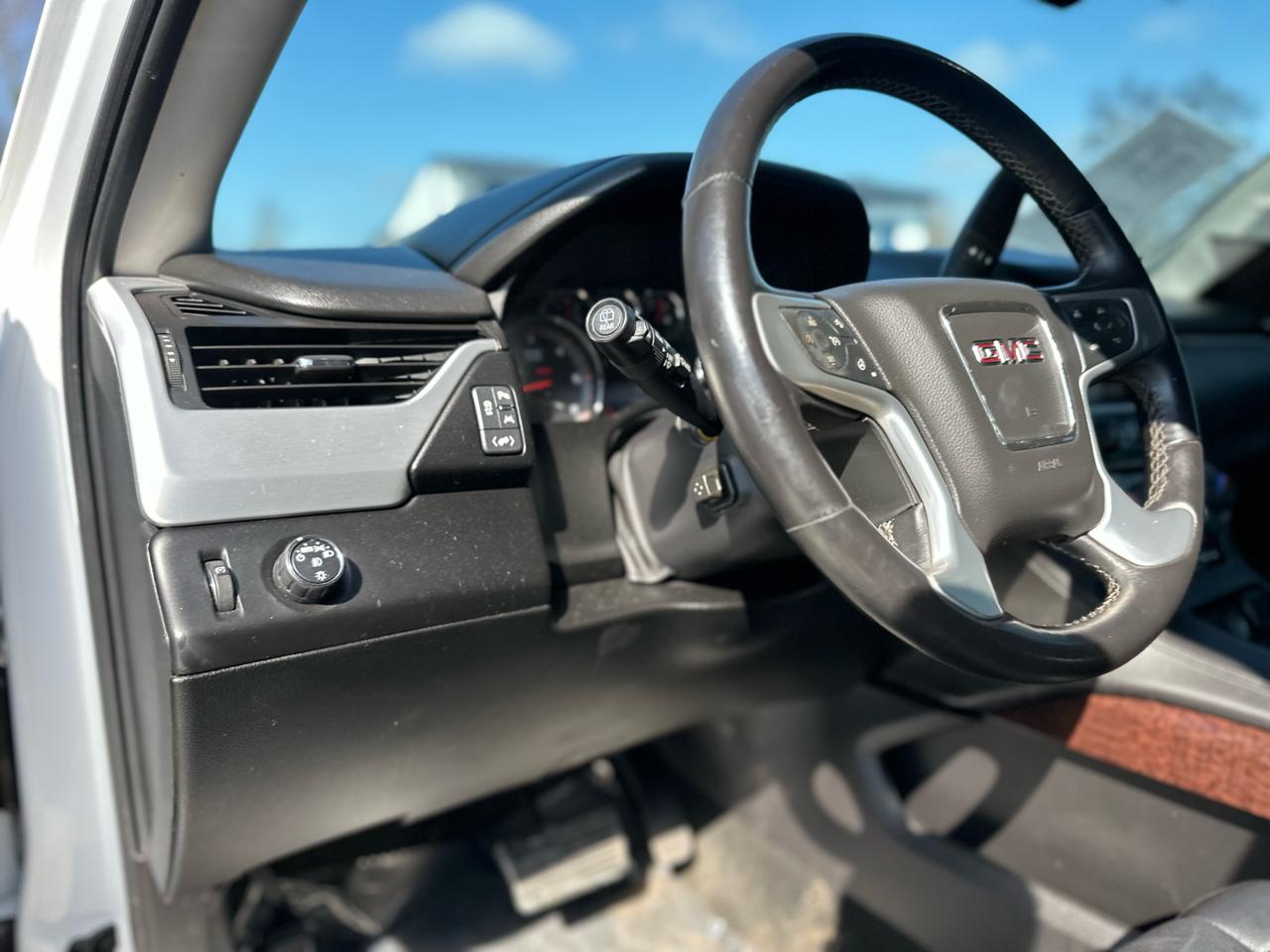 GMC Yukon SLT 2WD 2016