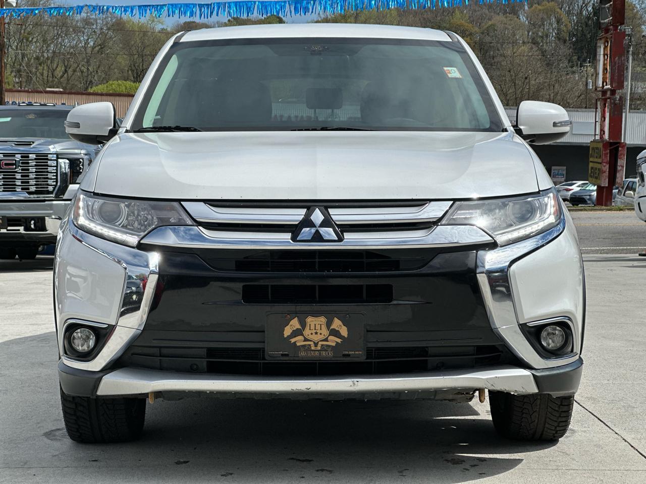 Mitsubishi Outlander SEL AWD 2017