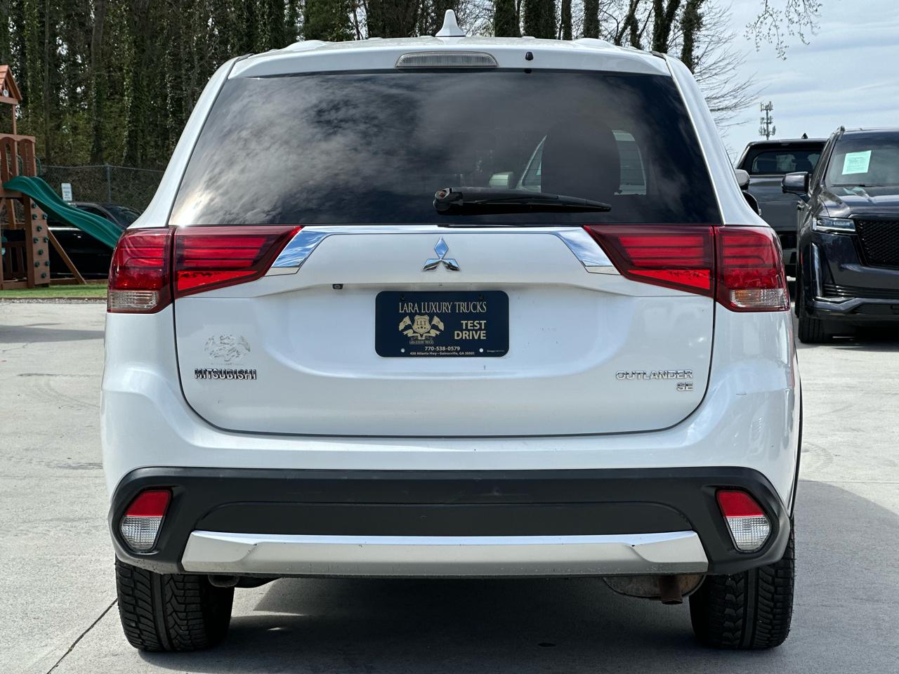 Mitsubishi Outlander SEL AWD 2017