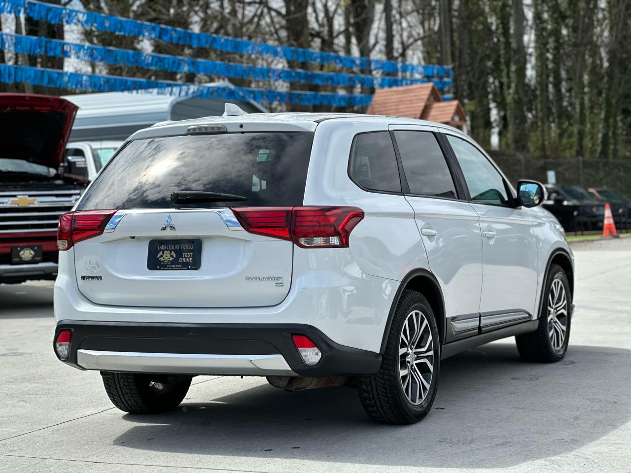 Mitsubishi Outlander SEL AWD 2017