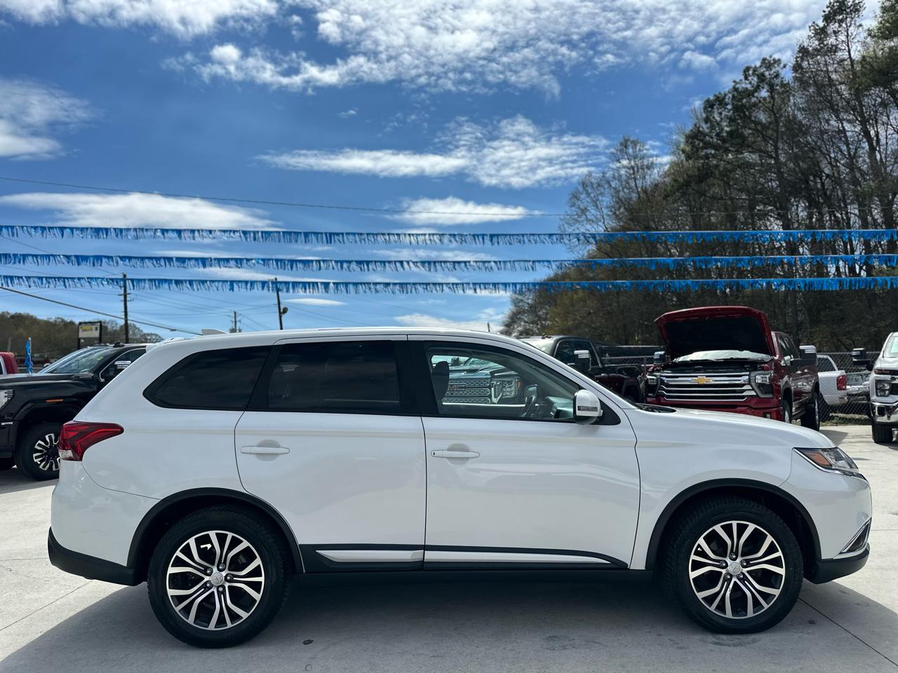 Mitsubishi Outlander SEL AWD 2017