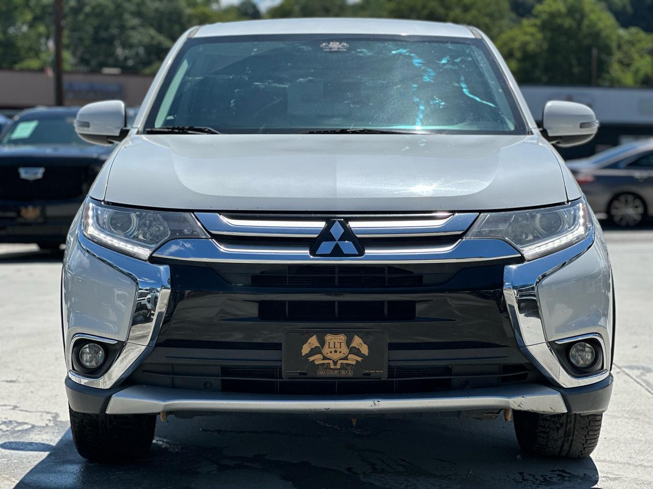 Mitsubishi Outlander SEL AWD 2017