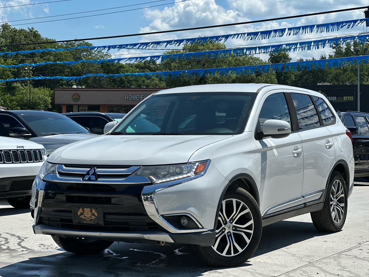 Mitsubishi Outlander SEL AWD 2017