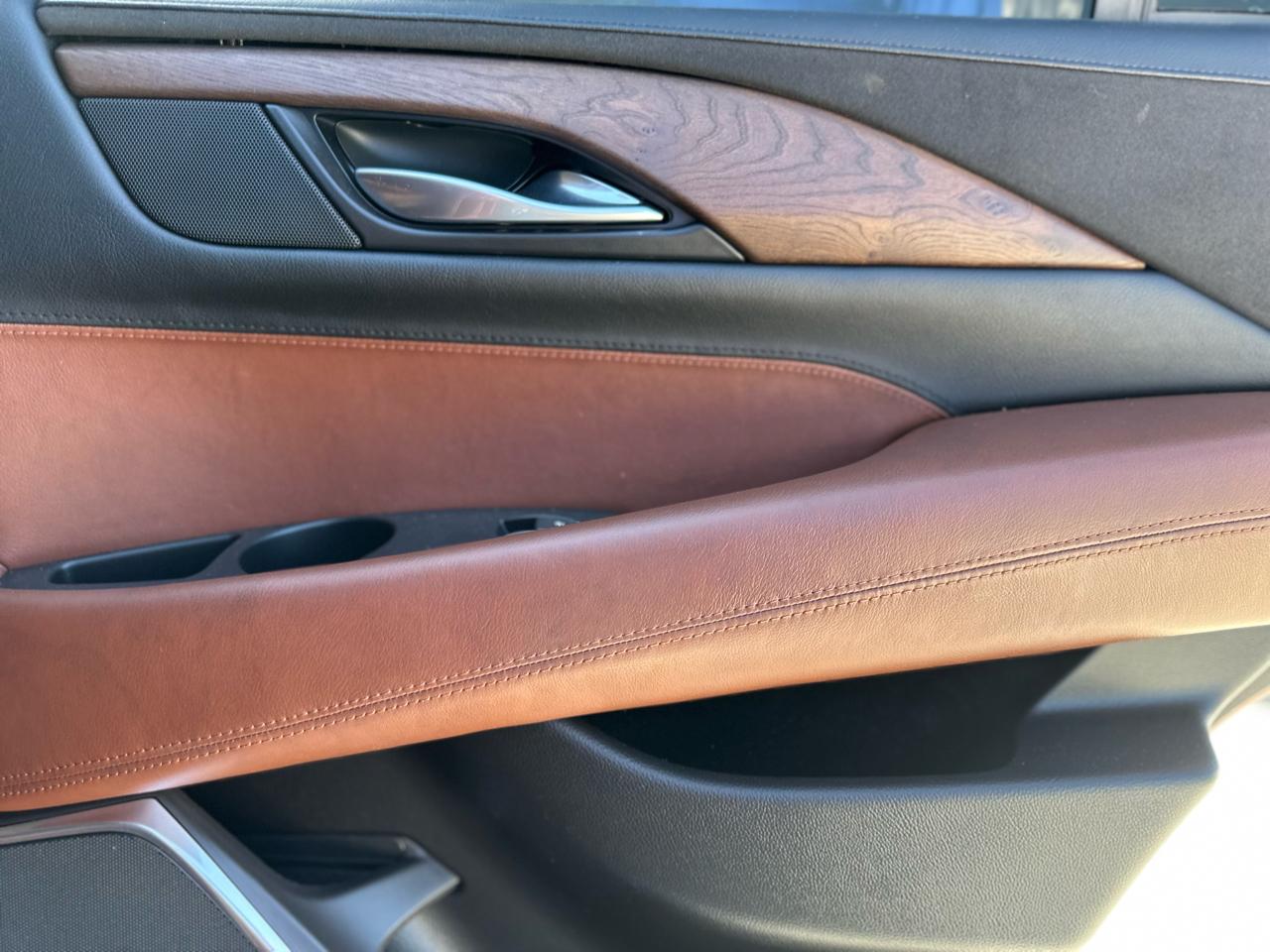 Cadillac Escalade 2WD 4dr Premium Luxury 2017