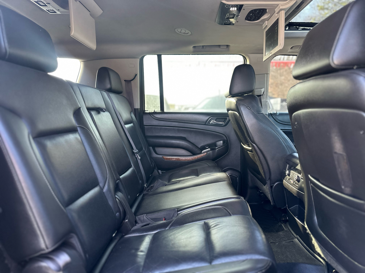 Chevrolet Suburban LTZ 1500 4WD 2015