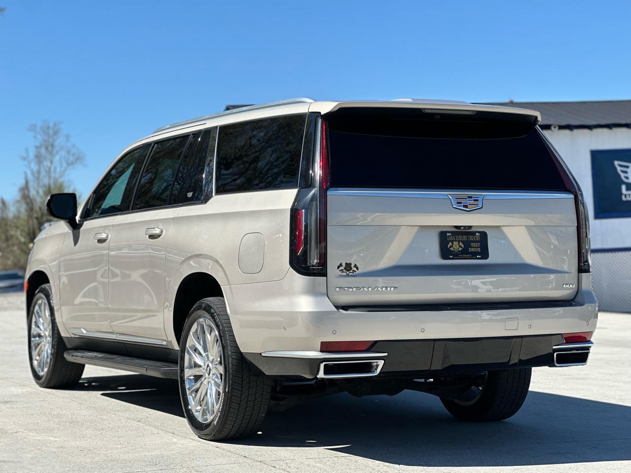 Cadillac Escalade ESV Premium Luxury 4WD 2021