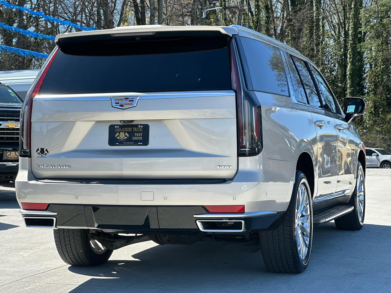 Cadillac Escalade ESV Premium Luxury 4WD 2021