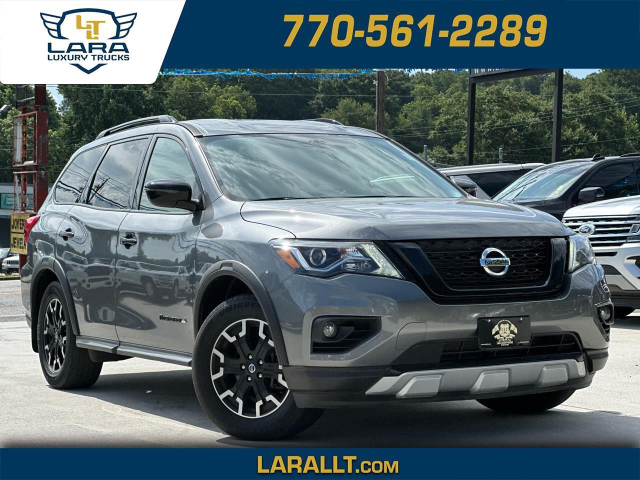 Nissan Pathfinder SV 4WD 2020