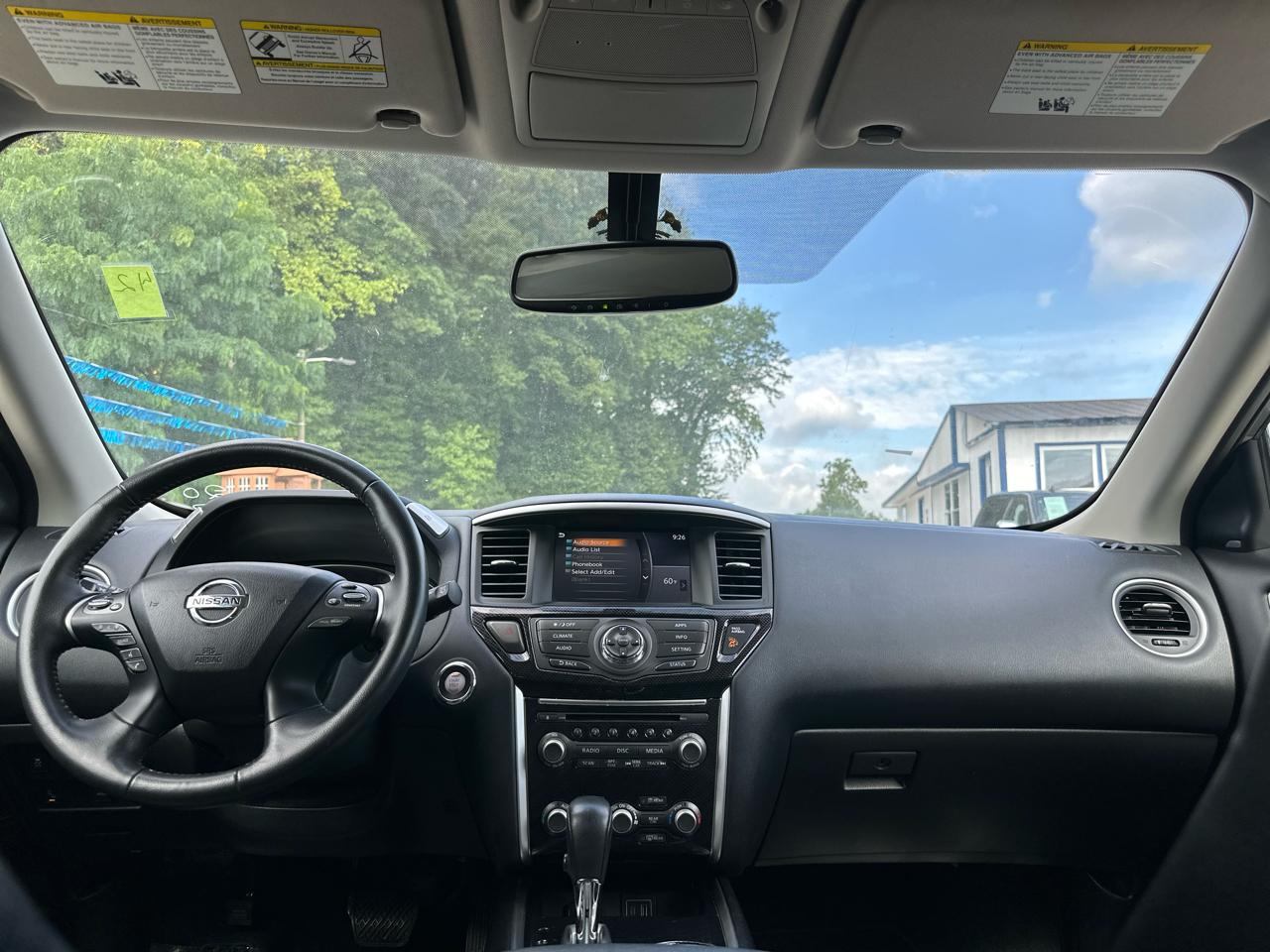 Nissan Pathfinder SV 4WD 2020