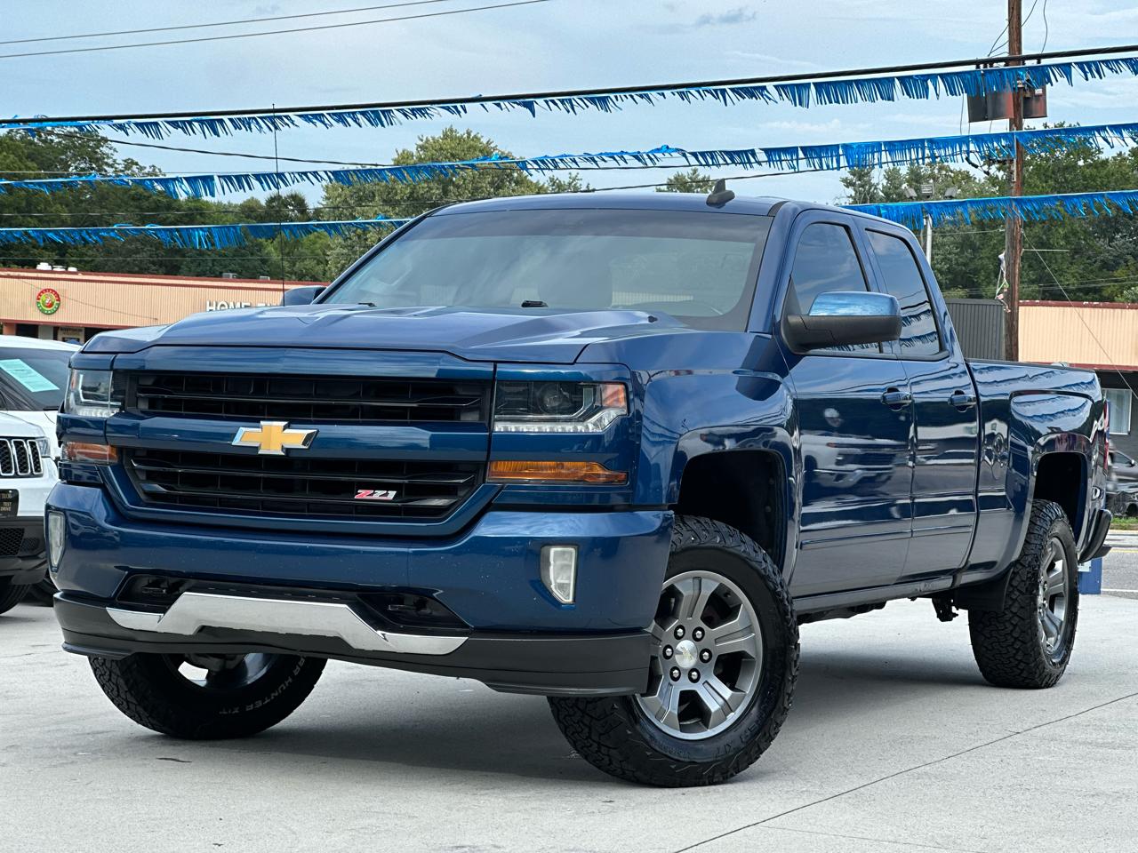 Chevrolet Silverado 1500 LT Double Cab 4WD 2017