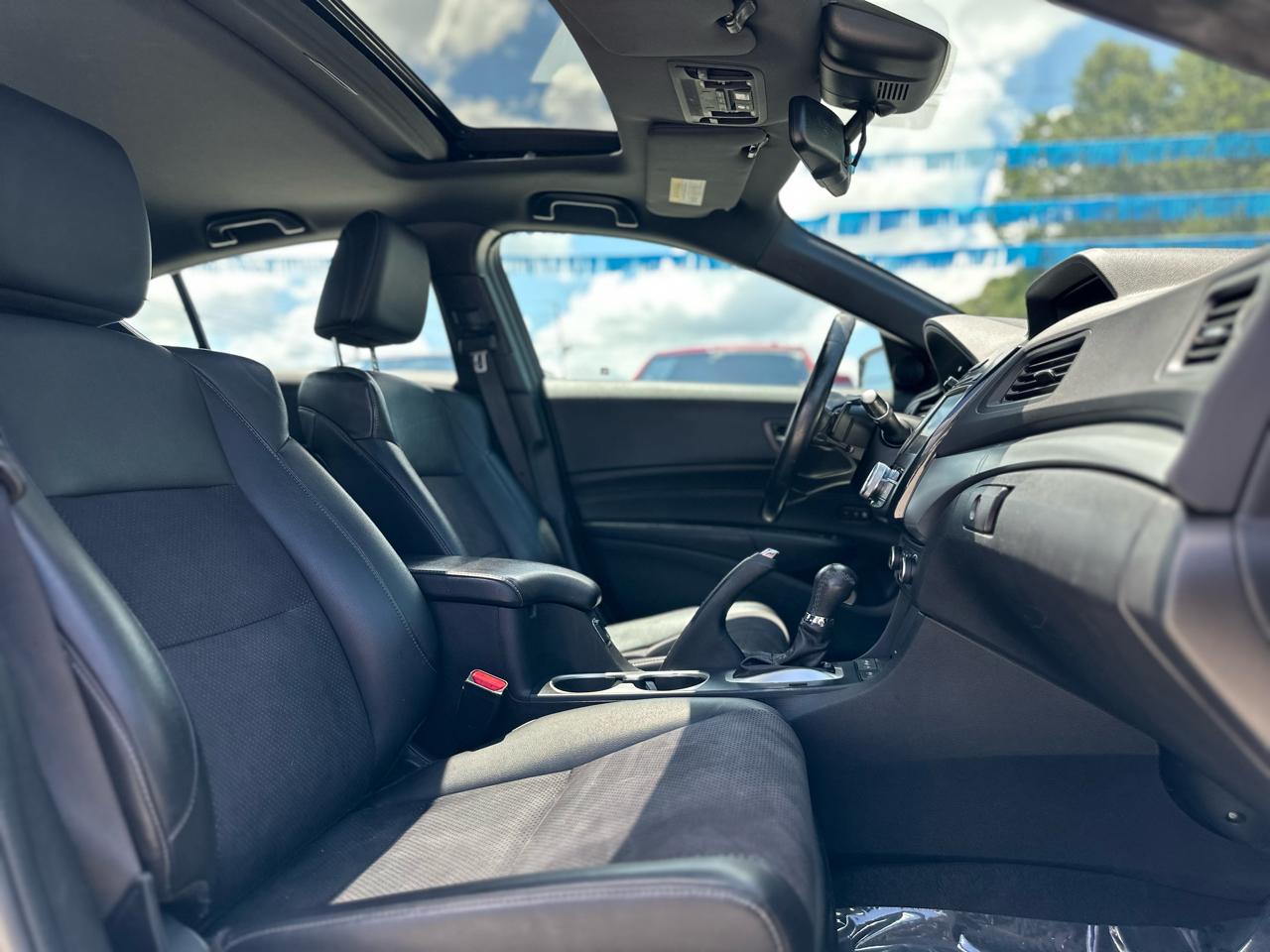 Acura ILX 8-Spd AT w/ Premium & A-SPEC Packages 2017