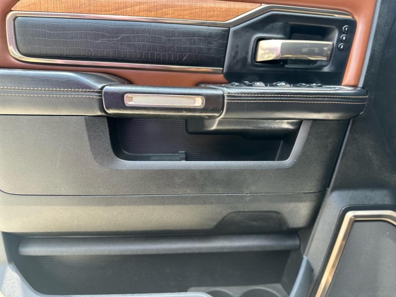 RAM 2500 Longhorn Mega Cab 4WD 2021