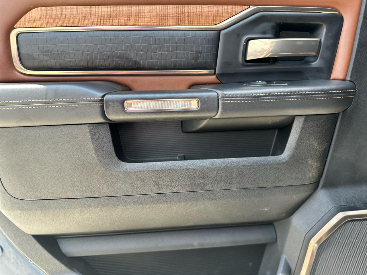 RAM 2500 Longhorn Mega Cab 4WD 2021