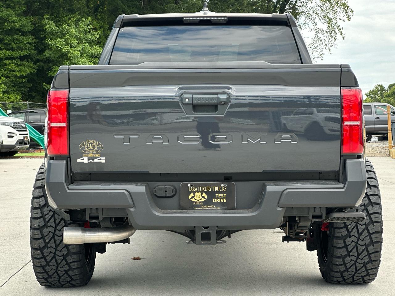 Toyota Tacoma SR Double Cab 4WD 2024