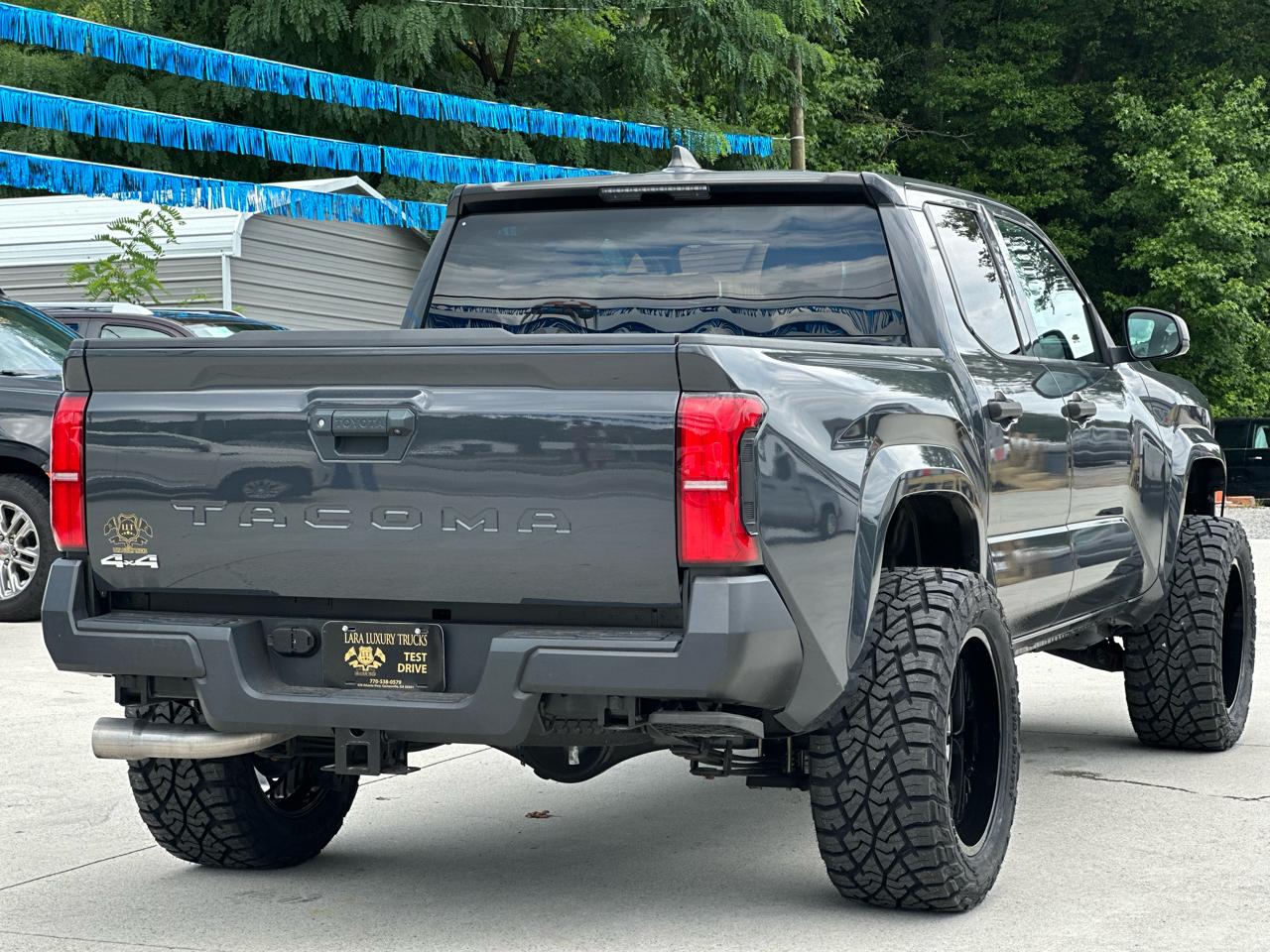 Toyota Tacoma SR Double Cab 4WD 2024