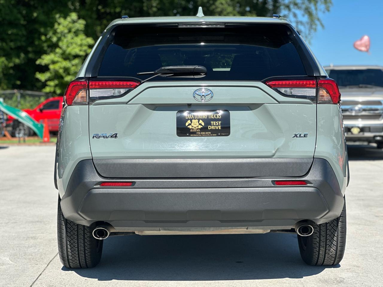 Toyota RAV4 XLE Premium 2020