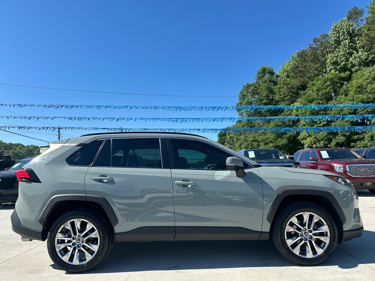 Toyota RAV4 XLE Premium 2020