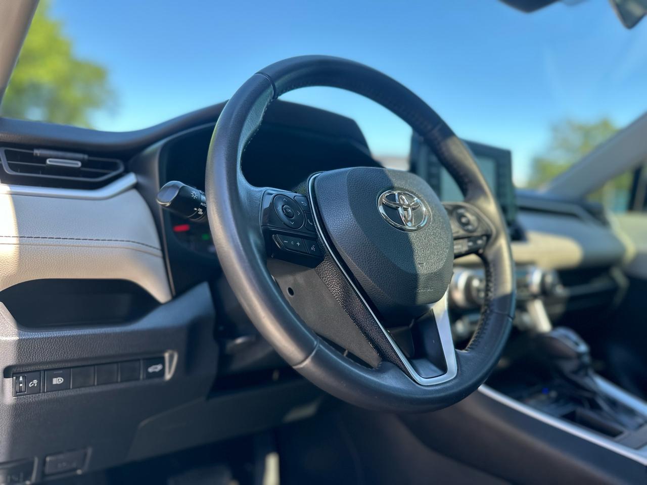 Toyota RAV4 XLE Premium 2020