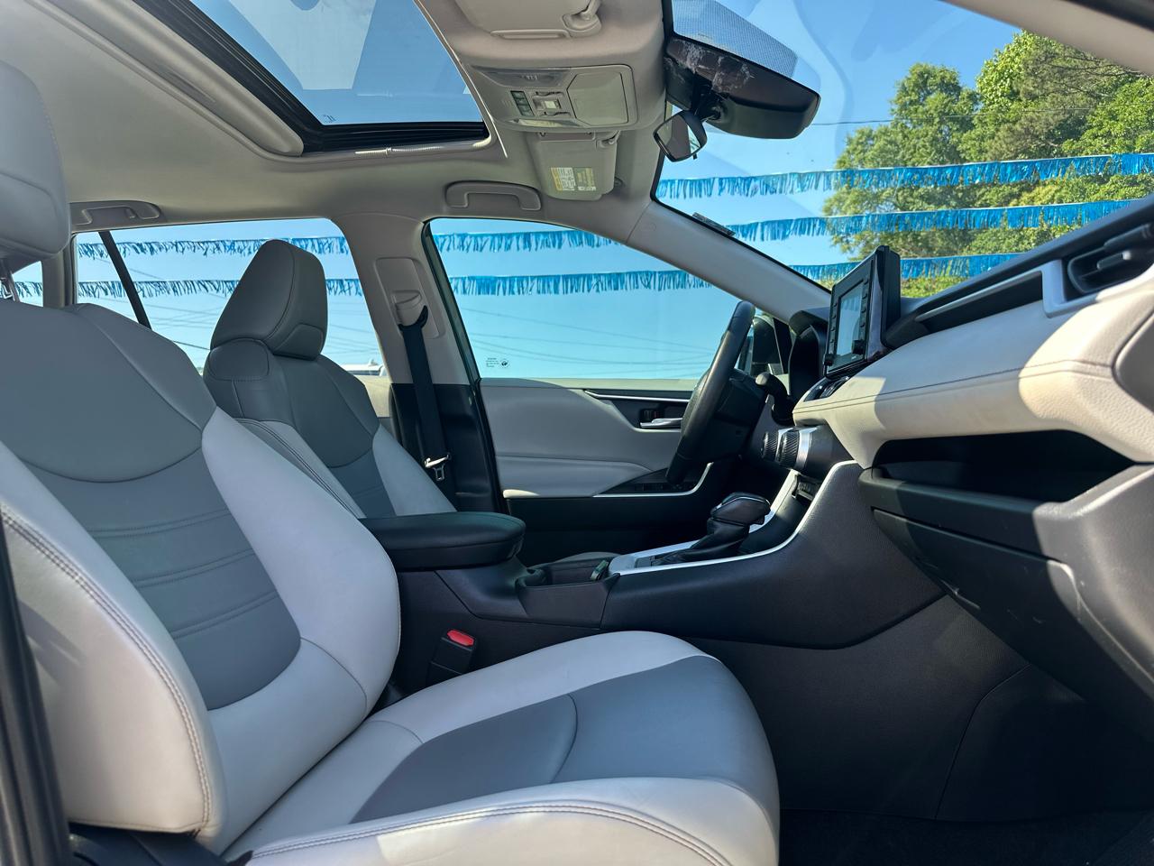 Toyota RAV4 XLE Premium 2020
