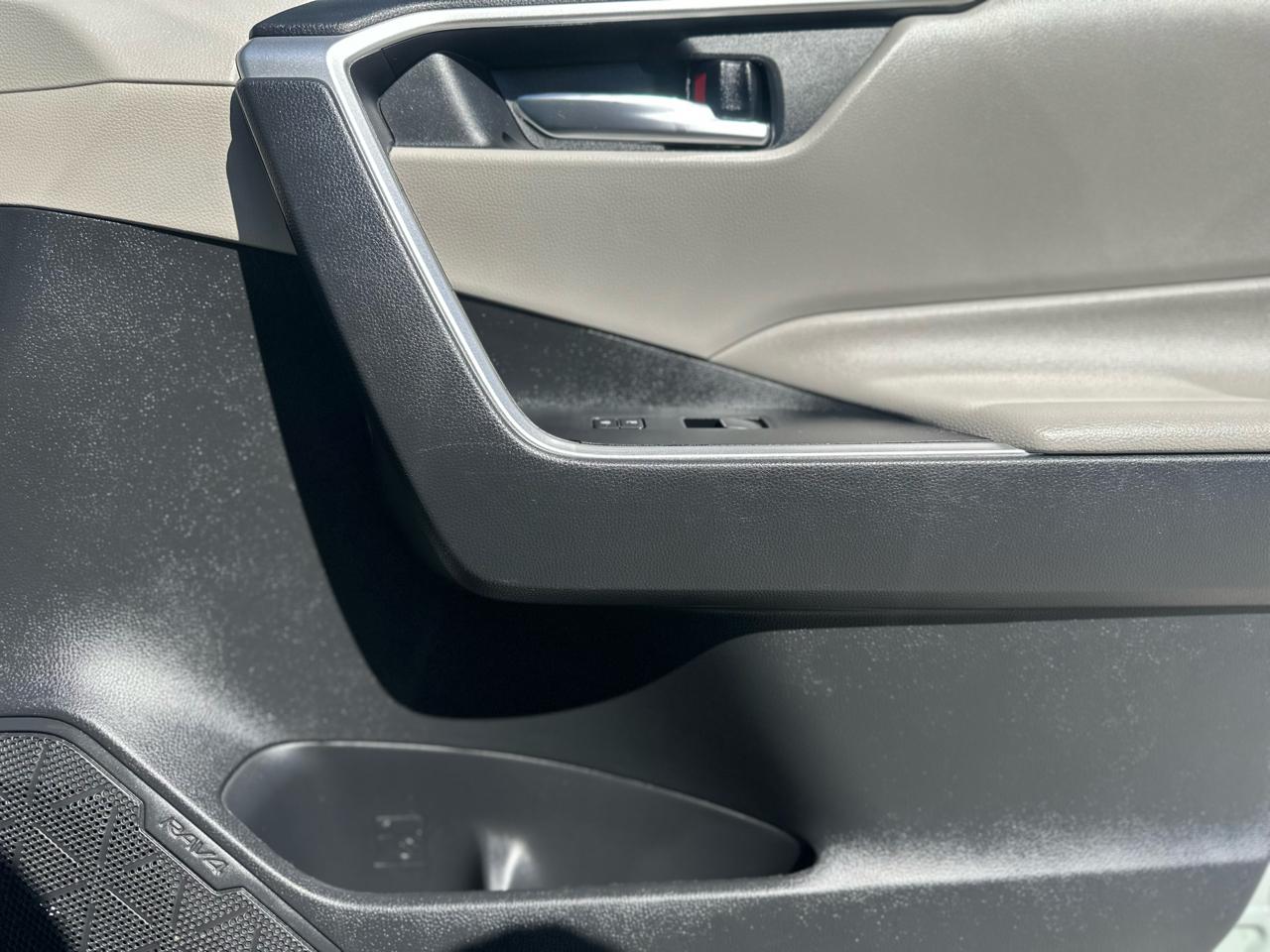 Toyota RAV4 XLE Premium 2020