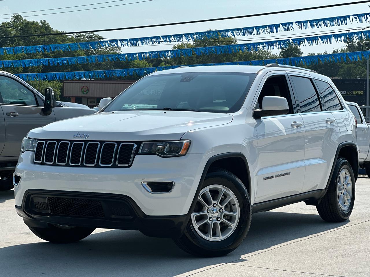 Jeep Grand Cherokee Laredo 2WD 2020