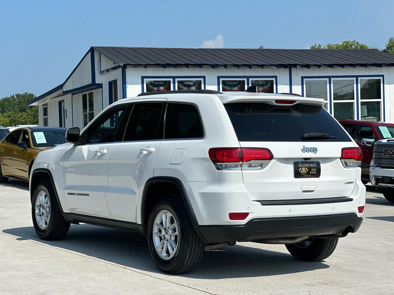 Jeep Grand Cherokee Laredo 2WD 2020