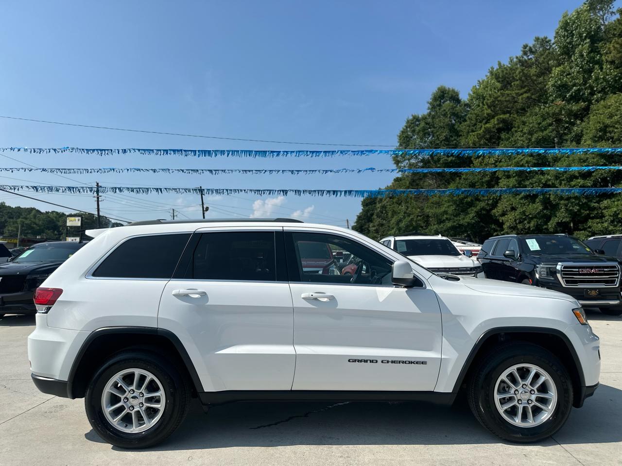Jeep Grand Cherokee Laredo 2WD 2020