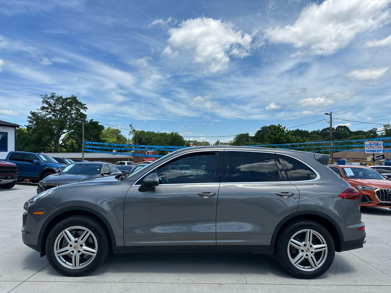 Porsche Cayenne Base 2016