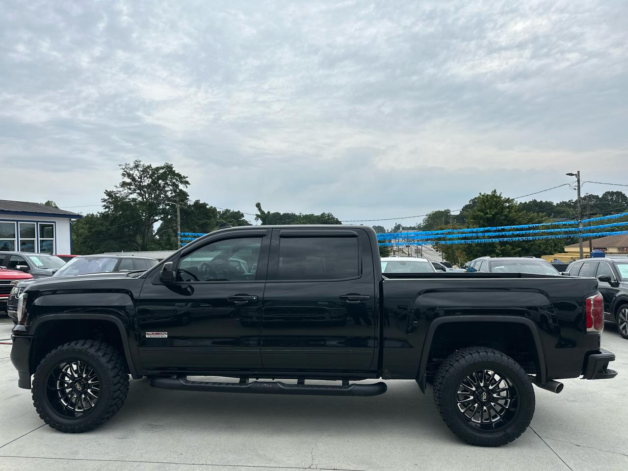 GMC Sierra 1500 SLT Crew Cab 4WD 2017