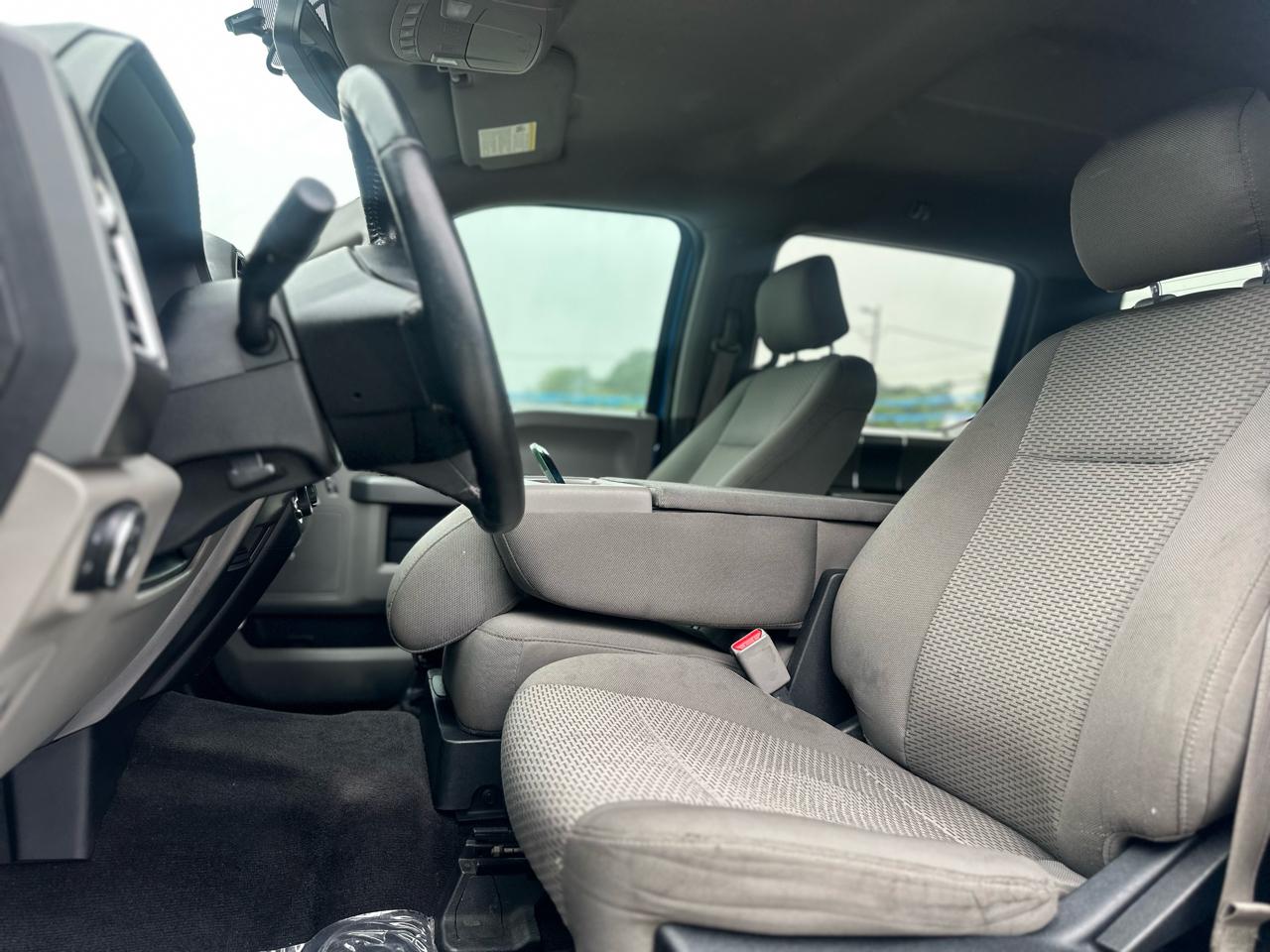 Ford F-150 XLT 2WD 2015