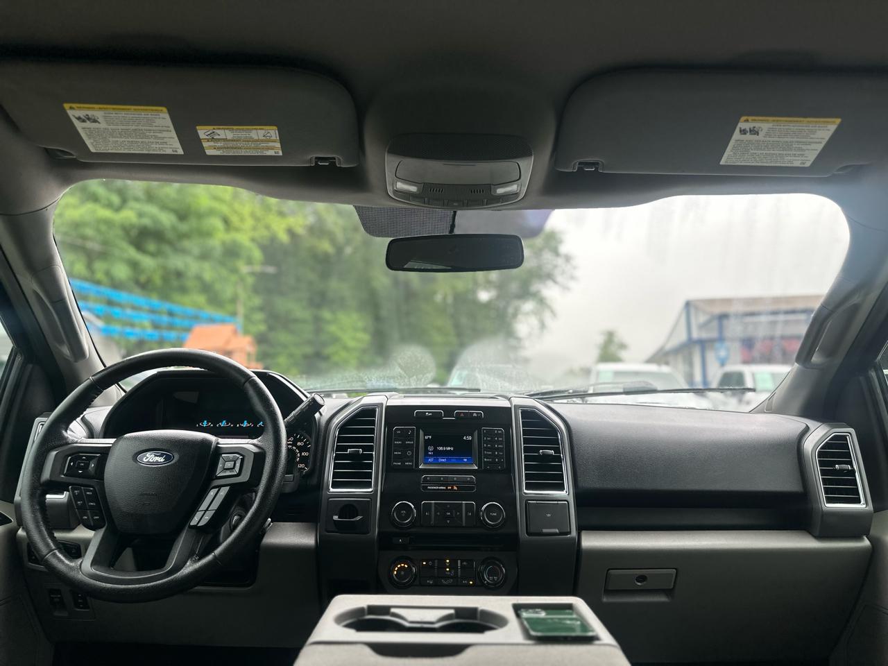 Ford F-150 XLT 2WD 2015